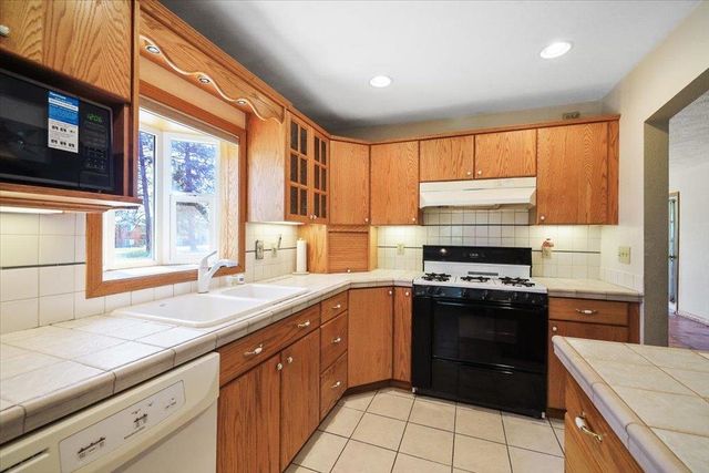 3303 E 35th Ave, Spokane, WA 99223