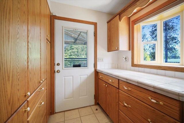 3303 E 35th Ave, Spokane, WA 99223