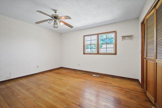 3303 E 35th Ave, Spokane, WA 99223