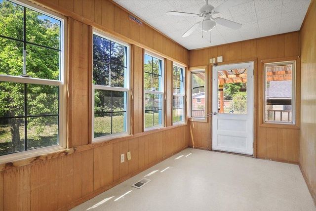 3303 E 35th Ave, Spokane, WA 99223