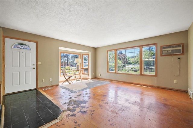 3303 E 35th Ave, Spokane, WA 99223