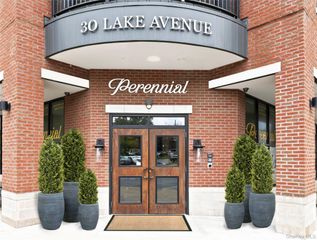 30 Lake Avenue 306, Saratoga Springs, NY 12866
