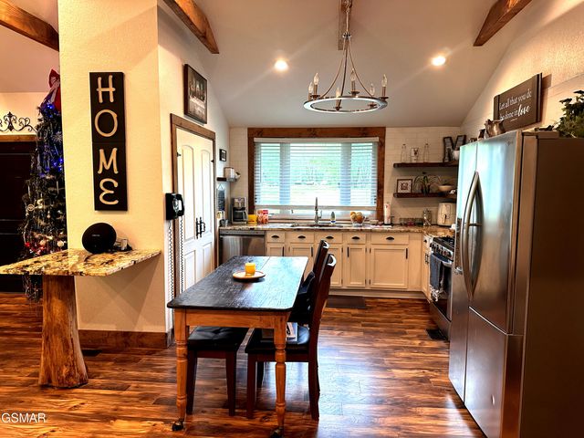 4445 Liberty Road, Cosby, TN 37722