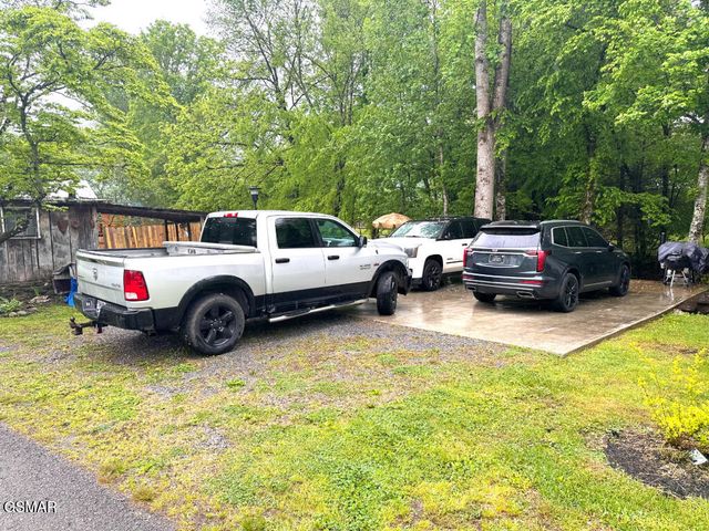 4445 Liberty Road, Cosby, TN 37722