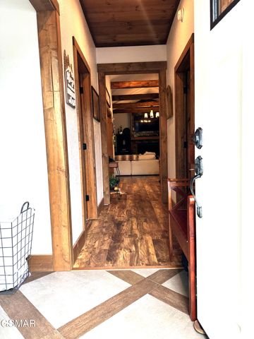 4445 Liberty Road, Cosby, TN 37722