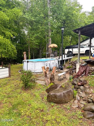 4445 Liberty Road, Cosby, TN 37722