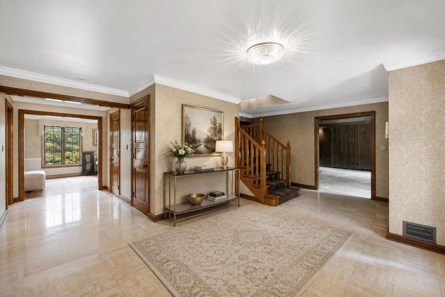 675 SUNSET CIRCLE, Green Bay, WI 54301