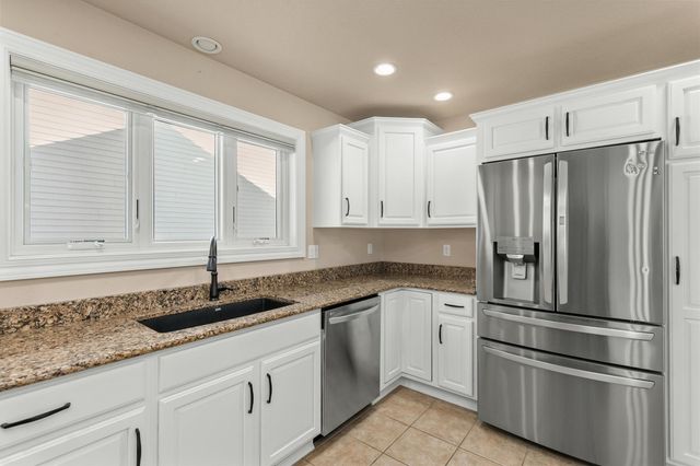 4943 Hemingway Drive, Ames, IA 50014