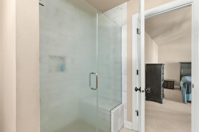 4943 Hemingway Drive, Ames, IA 50014