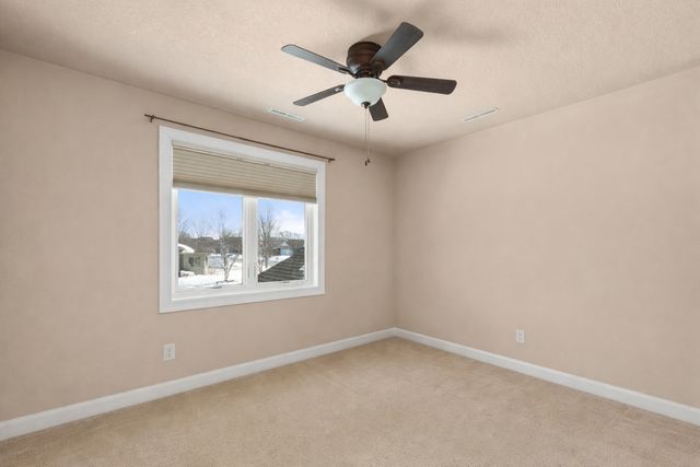 4943 Hemingway Drive, Ames, IA 50014