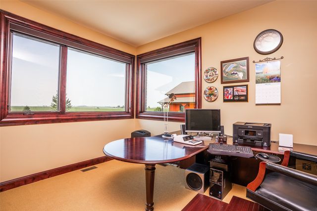 13565 S 60th Avenue W, Mitchellville, IA 50169