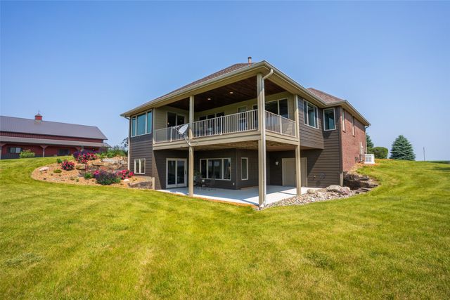 13565 S 60th Avenue W, Mitchellville, IA 50169