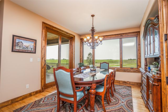 13565 S 60th Avenue W, Mitchellville, IA 50169