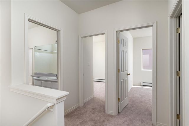 6532 Camino Rojo, Santa Fe, NM 87507