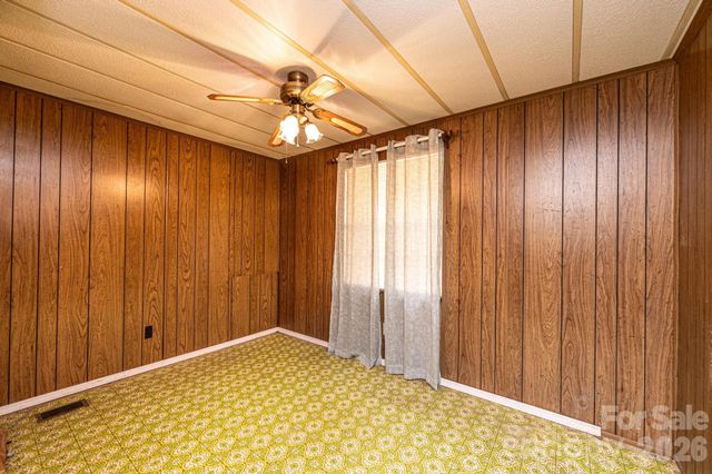 2474 Chandler Place, Granite Falls, NC 28630