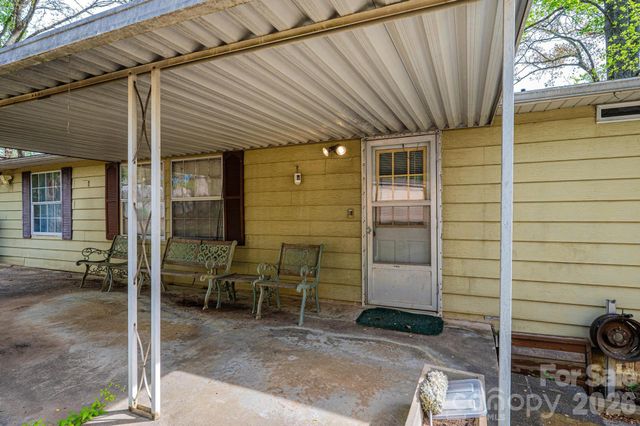 2474 Chandler Place, Granite Falls, NC 28630