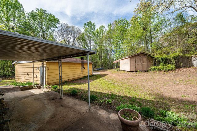 2474 Chandler Place, Granite Falls, NC 28630