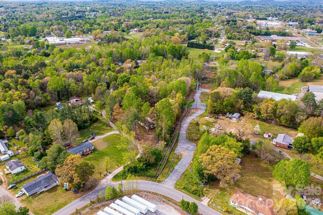 2474 Chandler Place, Granite Falls, NC 28630