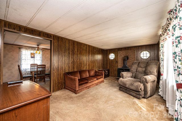 2474 Chandler Place, Granite Falls, NC 28630