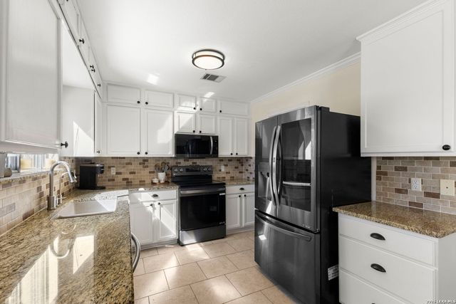 257 Michelle Ln, Boerne, TX 78006