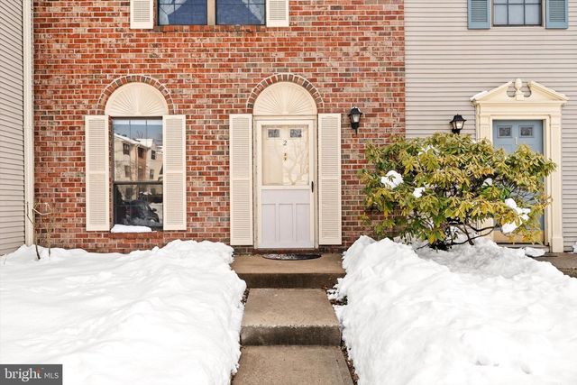 2 BRITTON CT, Lawrenceville, NJ 08648