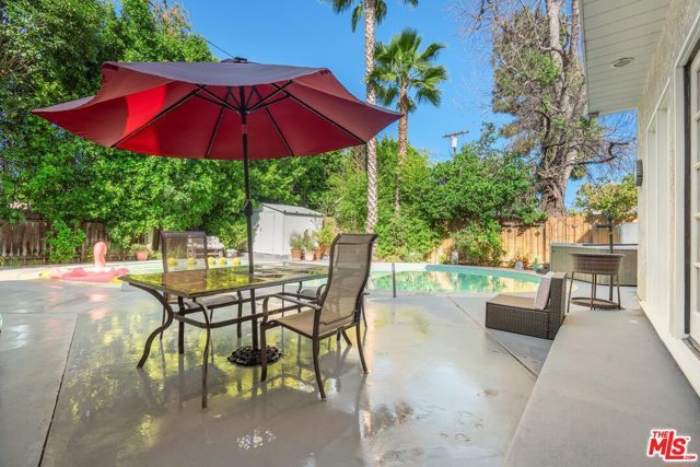 16155 Otsego Street, Encino (los Angeles), CA 91436