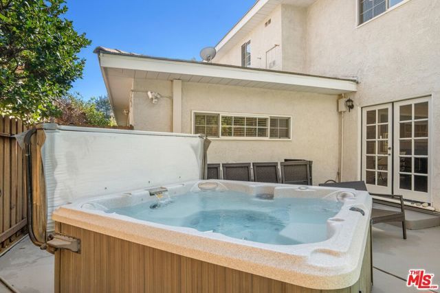 16155 Otsego Street, Encino (los Angeles), CA 91436