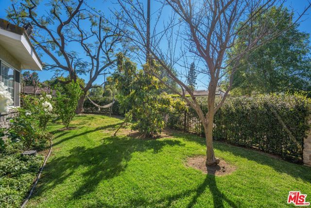 16155 Otsego Street, Encino (los Angeles), CA 91436