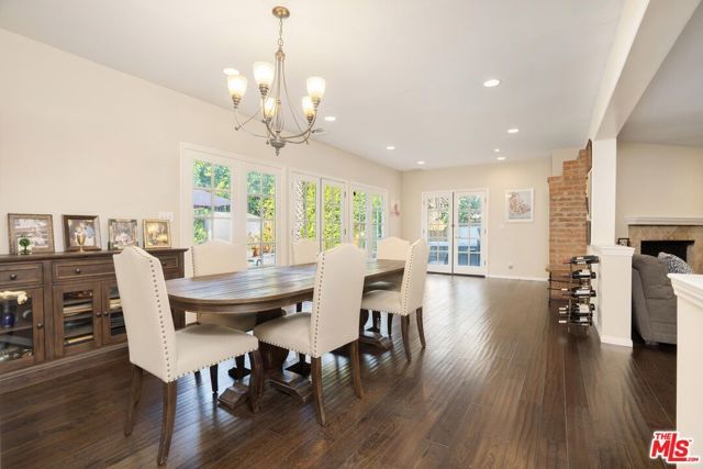 16155 Otsego Street, Encino (los Angeles), CA 91436