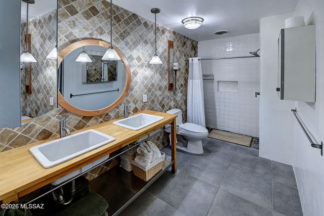 4550 N Placita De Las Chacras, Tucson, AZ 85718