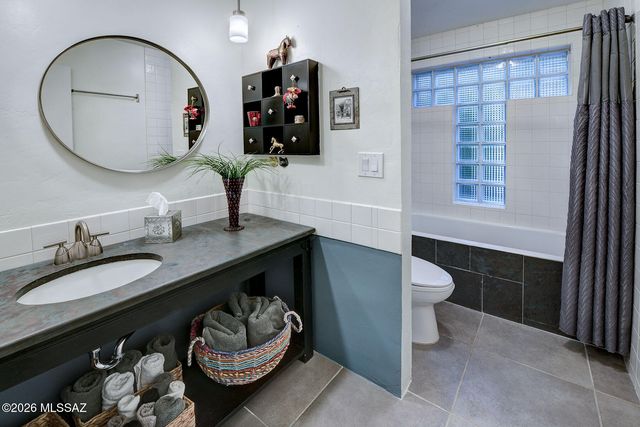4550 N Placita De Las Chacras, Tucson, AZ 85718