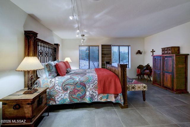 4550 N Placita De Las Chacras, Tucson, AZ 85718