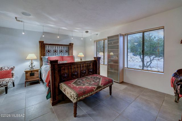 4550 N Placita De Las Chacras, Tucson, AZ 85718