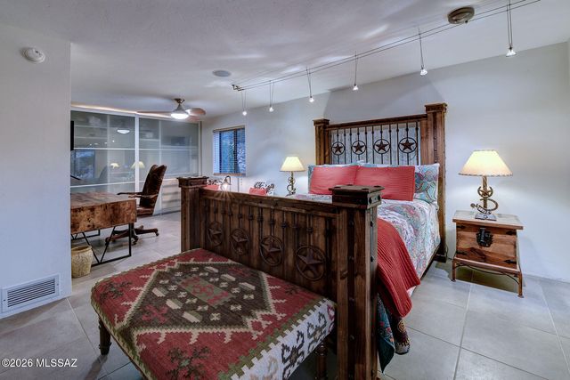 4550 N Placita De Las Chacras, Tucson, AZ 85718