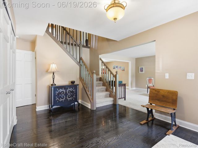 8829 WOODBERRY Road, Plymouth Charter Township, MI 48170