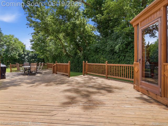 8829 WOODBERRY Road, Plymouth Charter Township, MI 48170