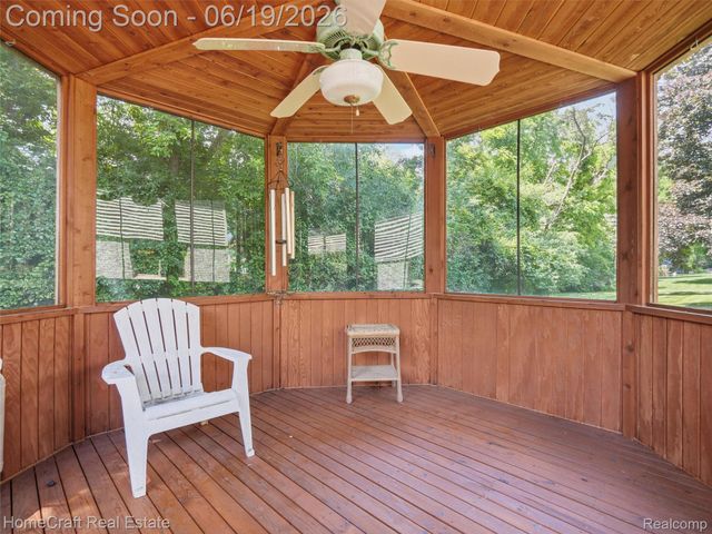 8829 WOODBERRY Road, Plymouth Charter Township, MI 48170