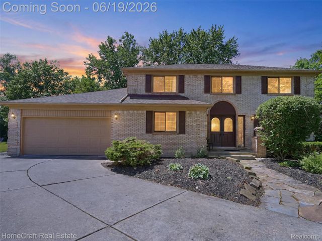 8829 WOODBERRY Road, Plymouth Charter Township, MI 48170