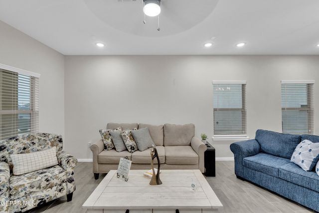 9928 MARISABEL Place, Socorro, TX 79927