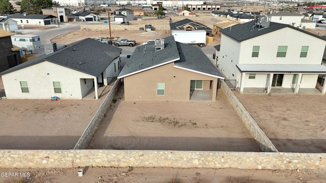 9928 MARISABEL Place, Socorro, TX 79927