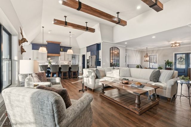 8257 Akron Avenue NW, Canal Fulton, OH 44614