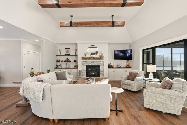 8257 Akron Avenue NW, Canal Fulton, OH 44614