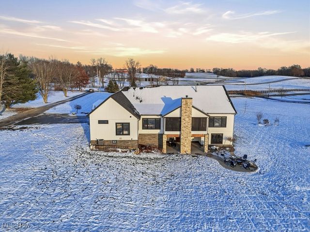 8257 Akron Avenue NW, Canal Fulton, OH 44614