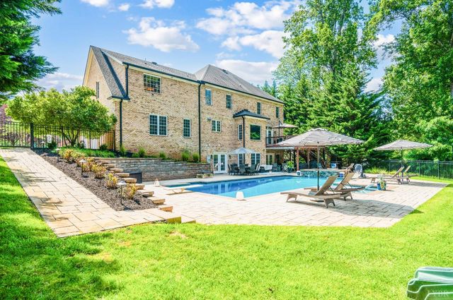 109 Trinity Court, Lynchburg, VA 24502