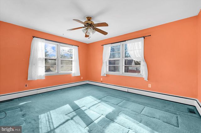 303 PERRY ST, Ridley Park, PA 19078