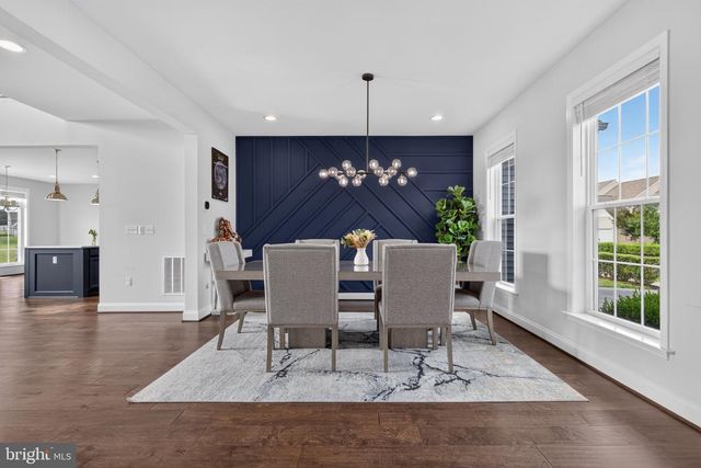 110 BITTERSWEET, Mechanicsburg, PA 17050