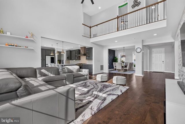110 BITTERSWEET, Mechanicsburg, PA 17050