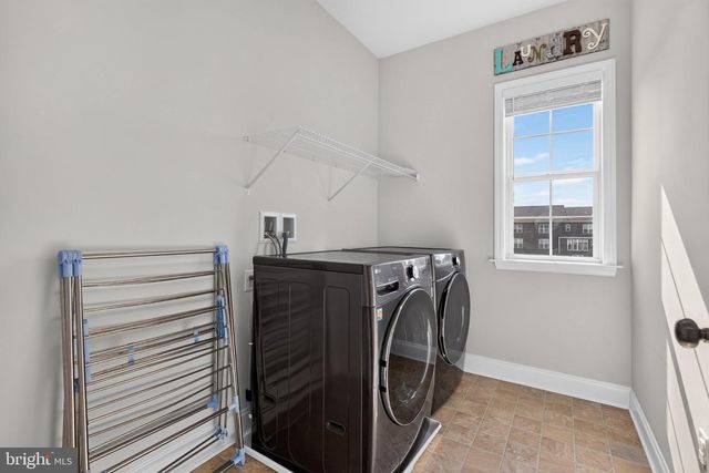 110 BITTERSWEET, Mechanicsburg, PA 17050