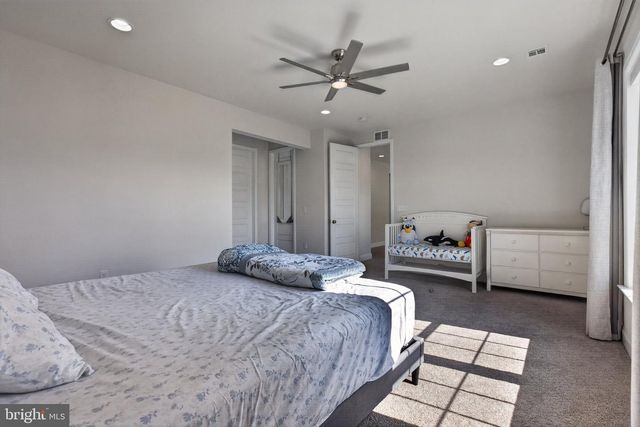 110 BITTERSWEET, Mechanicsburg, PA 17050