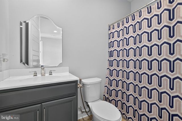 110 BITTERSWEET, Mechanicsburg, PA 17050